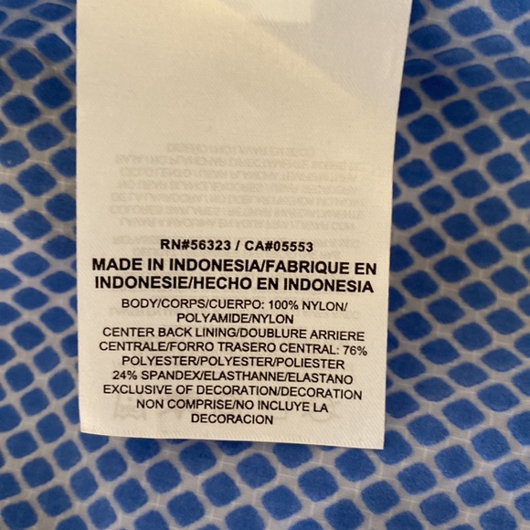 Nike Shield Jacket - Picture 10 of 10